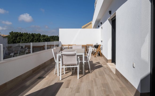Resale - Penthouse -
Pilar de la Horadada - Costa Blanca