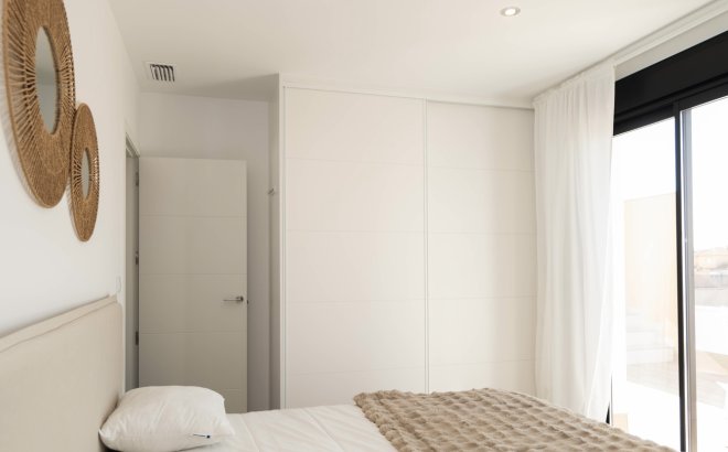 Resale - Penthouse -
Pilar de la Horadada - Costa Blanca
