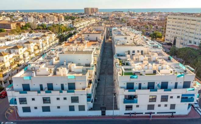Revente - Appartement -
Torrevieja - Estacion De Autobuses