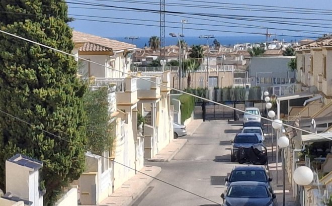 Revente - Town House -
Orihuela Costa - Playa Flamenca