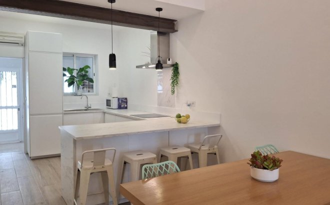 Revente - Town House -
Orihuela Costa - Playa Flamenca