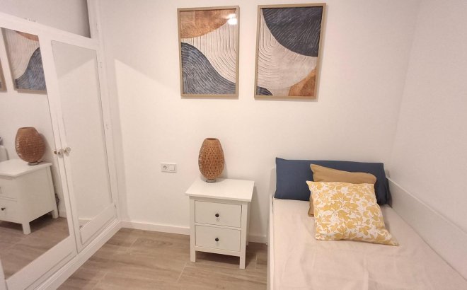 Revente - Town House -
Orihuela Costa - Playa Flamenca