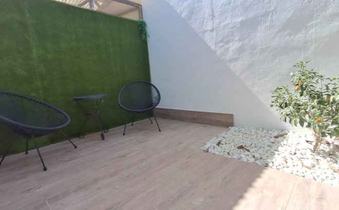 Revente - Town House -
Orihuela Costa - Playa Flamenca