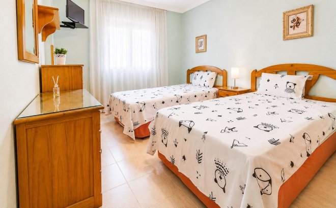 Resale - Apartment -
Torrevieja - Habaneras