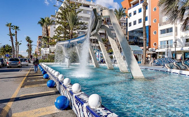 Resale - Apartment -
Torrevieja - Habaneras