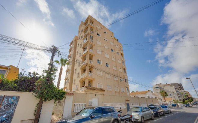 Resale - Apartment -
Torrevieja - Nueva Torrevieja