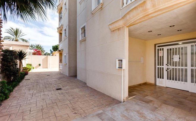 Resale - Apartment -
Torrevieja - Nueva Torrevieja