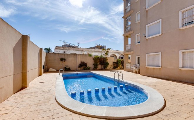 Resale - Apartment -
Torrevieja - Nueva Torrevieja
