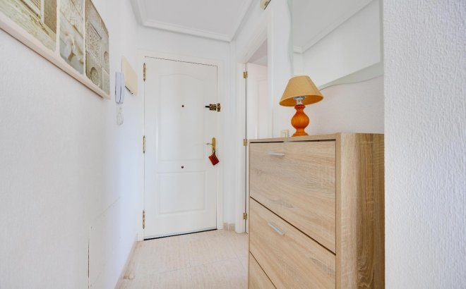 Resale - Apartment -
Torrevieja - Nueva Torrevieja