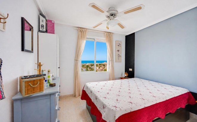 Resale - Apartment -
Torrevieja - Nueva Torrevieja
