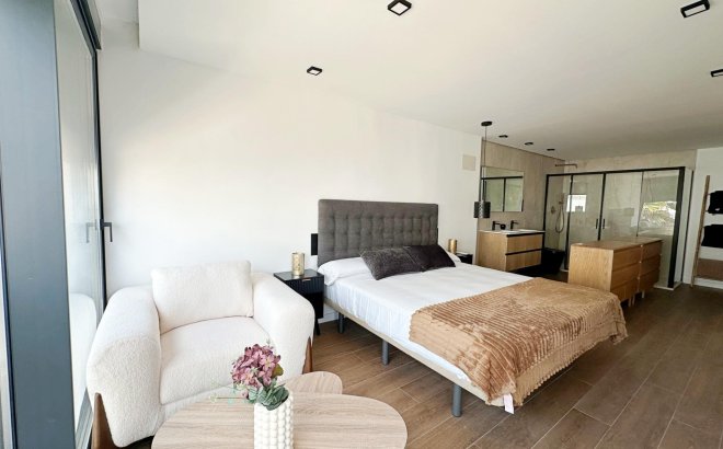 Resale - Town House -
Torrevieja - Calas Blanca