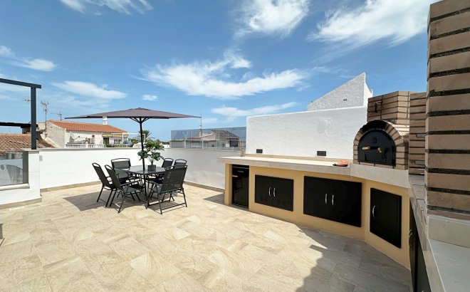 Resale - Town House -
Torrevieja - Calas Blanca