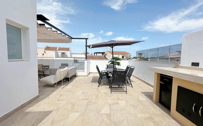 Resale - Town House -
Torrevieja - Calas Blanca