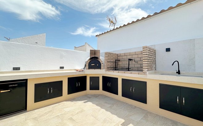 Resale - Town House -
Torrevieja - Calas Blanca