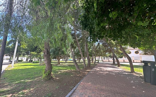 Resale - Town House -
Torrevieja - Calas Blanca