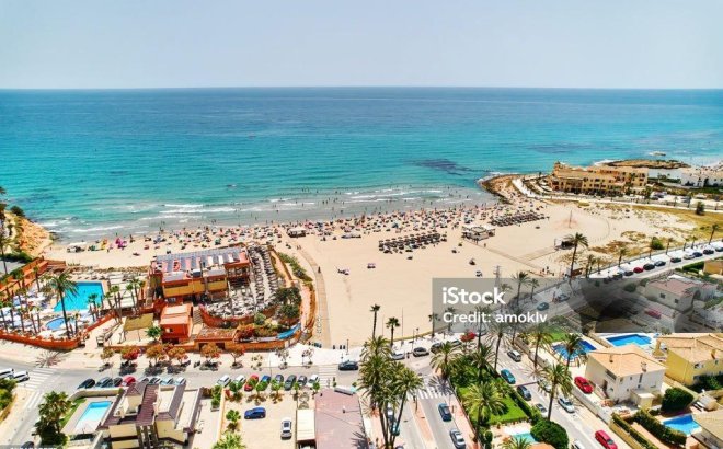 Resale - Town House -
Torrevieja - Calas Blanca