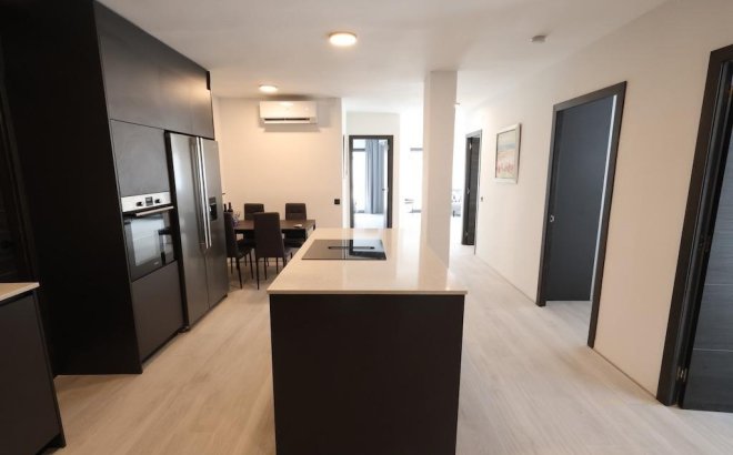 Revente - Penthouse -
Torrevieja - Costa Blanca