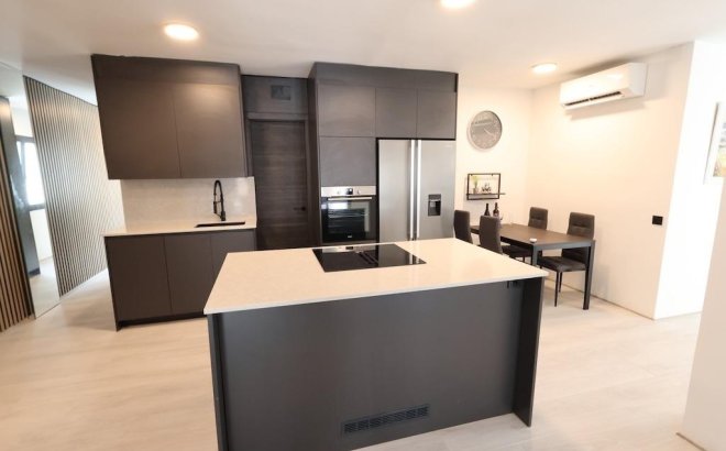 Revente - Penthouse -
Torrevieja - Costa Blanca