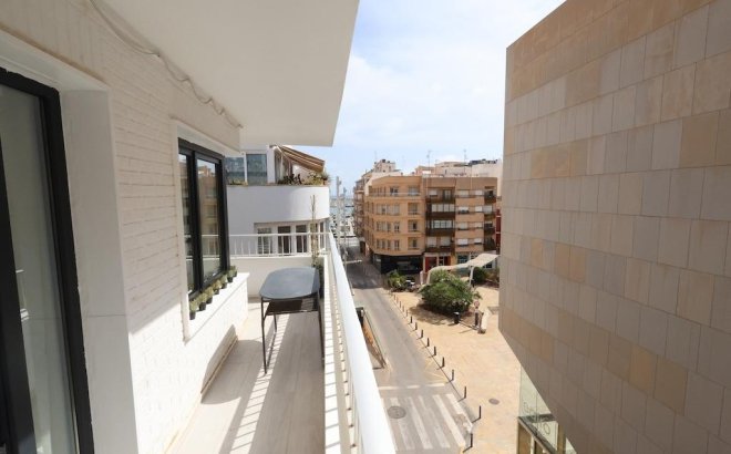 Revente - Penthouse -
Torrevieja - Costa Blanca