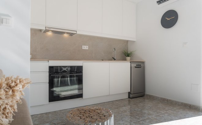 Resale - Apartment -
Torrevieja - Costa Blanca