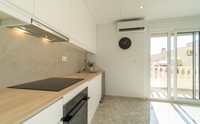 Resale - Apartment -
Torrevieja - Costa Blanca