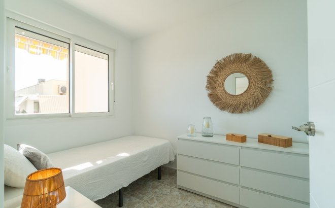 Resale - Apartment -
Torrevieja - Costa Blanca