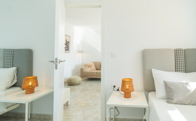 Resale - Apartment -
Torrevieja - Costa Blanca