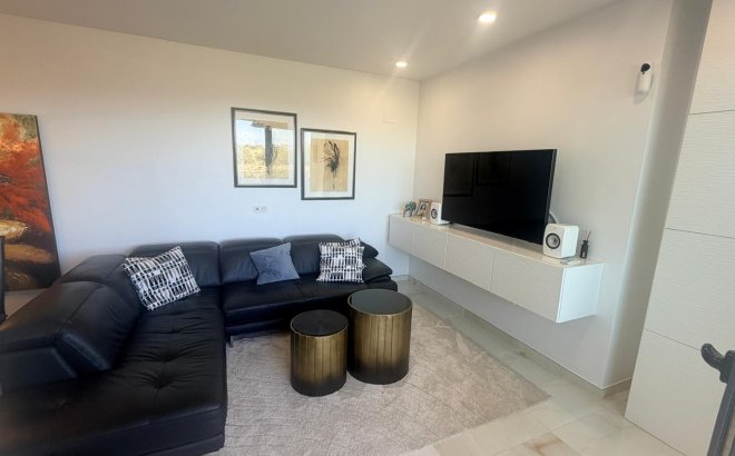 Resale - Apartment -
Los Altos - Costa Blanca