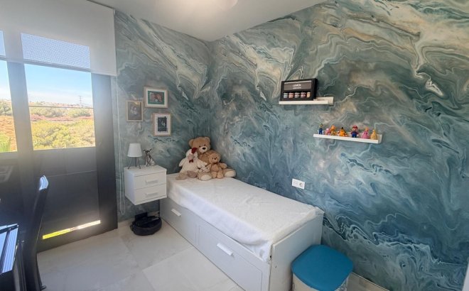 Resale - Apartment -
Los Altos - Costa Blanca