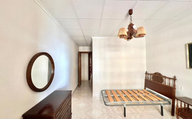 Resale - Apartment -
Torrevieja - Acequion