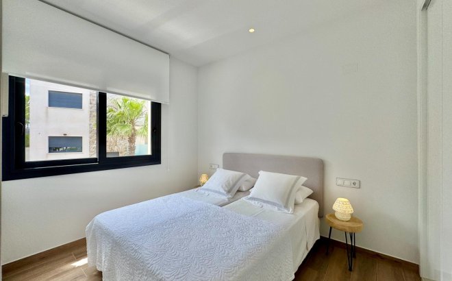 Resale - Villa -
San Miguel de Salinas - Bellavista