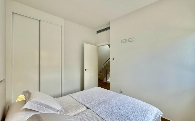 Resale - Villa -
San Miguel de Salinas - Bellavista
