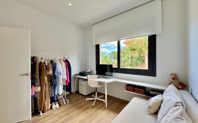 Resale - Villa -
San Miguel de Salinas - Bellavista