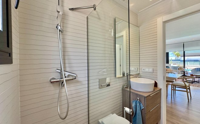 Resale - Villa -
San Miguel de Salinas - Bellavista