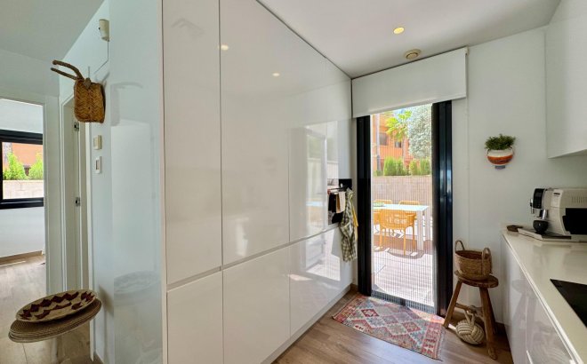 Resale - Villa -
San Miguel de Salinas - Bellavista