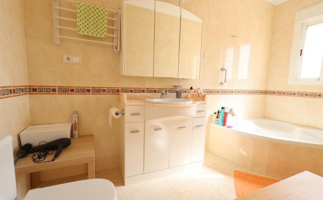 Revente - Town House -
Rojales - Inland