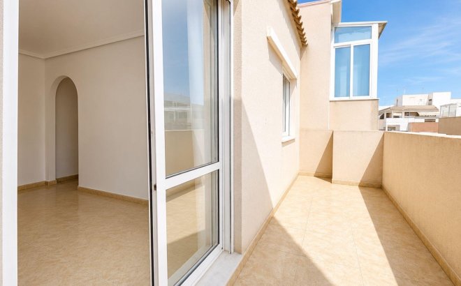 Resale - Penthouse -
Torrevieja - Centro