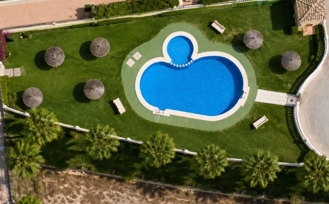 Resale - Bungalow -
Orihuela Costa - Lomas de Cabo Roig