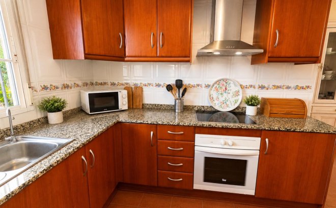 Resale - Bungalow -
Orihuela Costa - Lomas de Cabo Roig