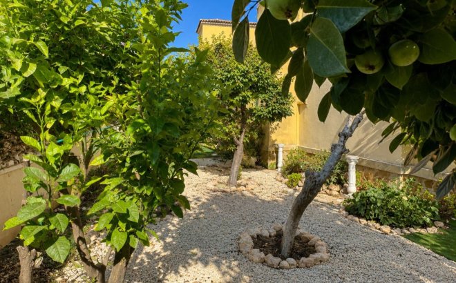 Resale - Bungalow -
Orihuela Costa - Lomas de Cabo Roig