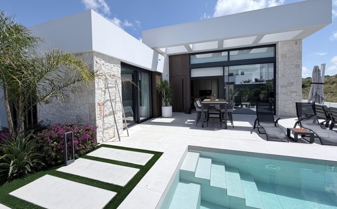 Resale - Villa -
Rojales - Inland