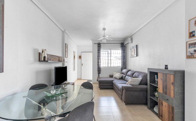 Resale - Apartment -
Orihuela Costa - Costa Blanca