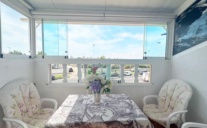 Resale - Bungalow -
Torrevieja - Aguas Nuevas