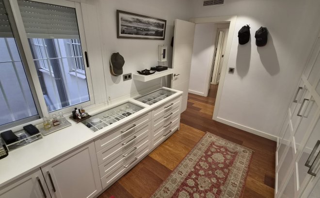 Resale - Apartment -
Torrevieja - Costa Blanca