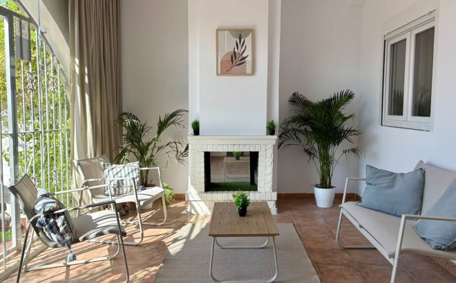 Resale - Town House -
Playa Flamenca - Costa Blanca