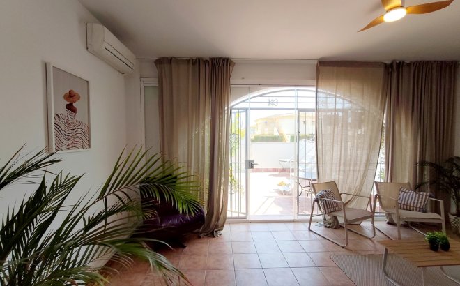 Resale - Town House -
Playa Flamenca - Costa Blanca
