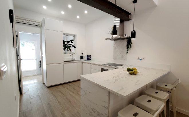 Resale - Town House -
Playa Flamenca - Costa Blanca