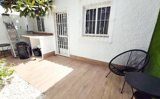 Resale - Town House -
Playa Flamenca - Costa Blanca