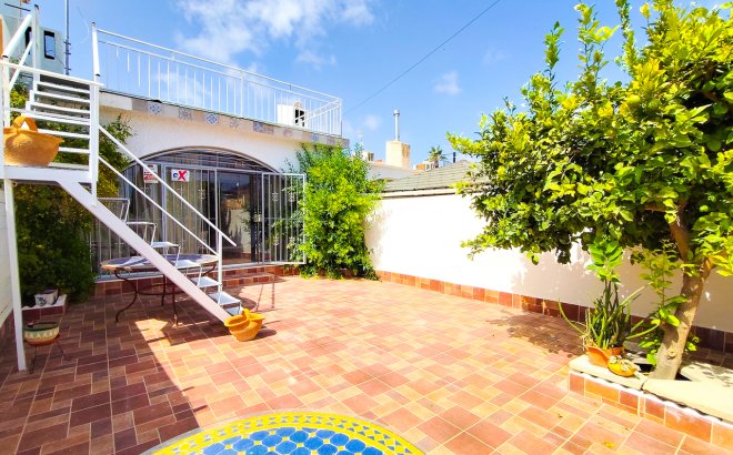 Resale - Town House -
Playa Flamenca - Costa Blanca