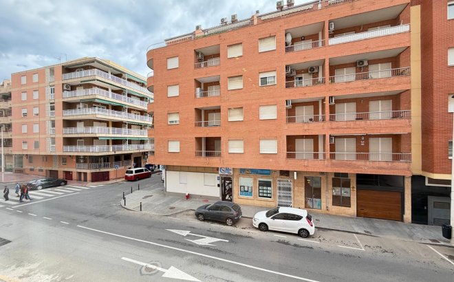 Resale - Apartment -
Torrevieja - Playa del Cura